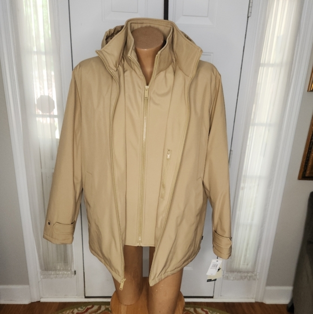 NWT Men's DOCKERS Hooded Water Resistant Midweight Softshell Jacket Size XL